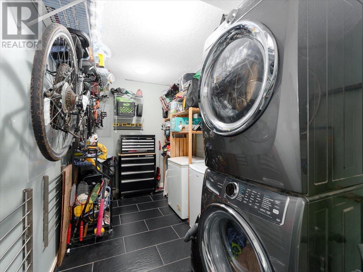 Listing Picture 21 of 33 : 3426 COPELAND AVENUE, Vancouver / 溫哥華 - 魯藝地產 Yvonne Lu Group - MLS Medallion Club Member