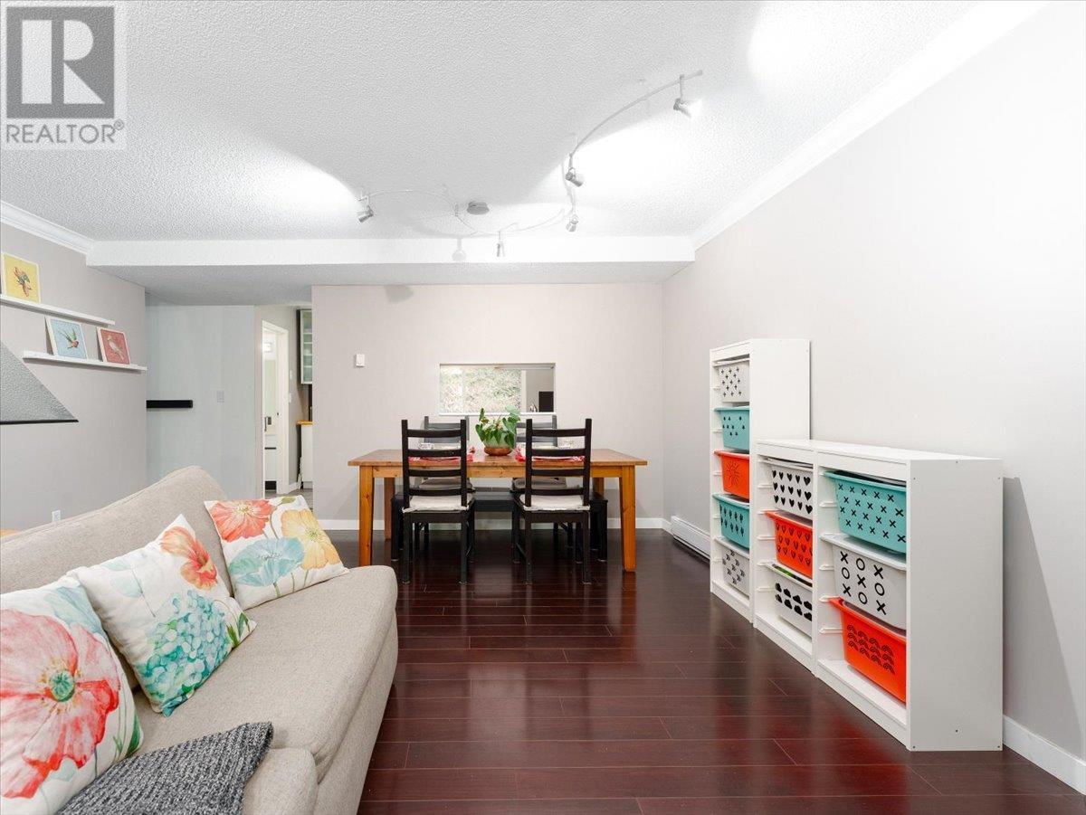 Listing Picture 8 of 33 : 3426 COPELAND AVENUE, Vancouver / 溫哥華 - 魯藝地產 Yvonne Lu Group - MLS Medallion Club Member