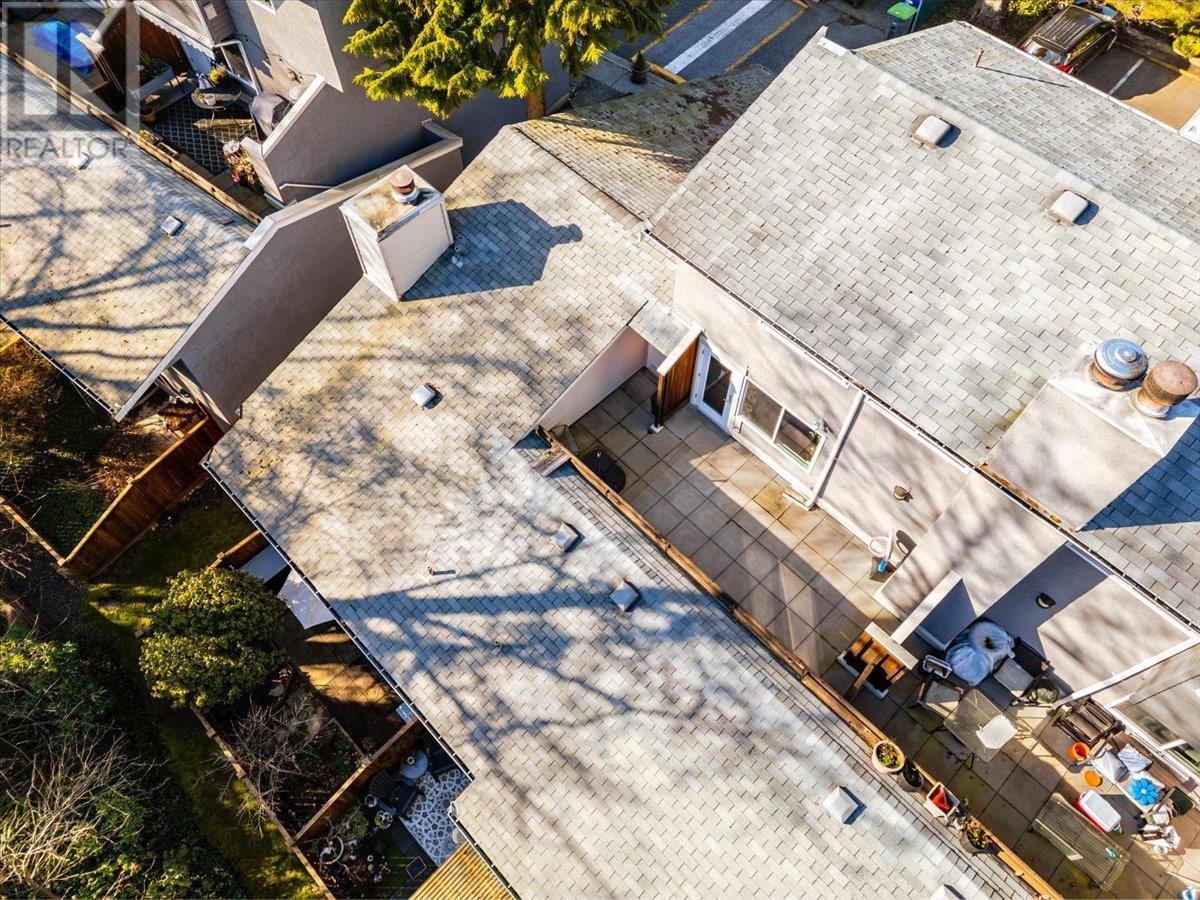 Listing Picture 31 of 33 : 3426 COPELAND AVENUE, Vancouver / 溫哥華 - 魯藝地產 Yvonne Lu Group - MLS Medallion Club Member