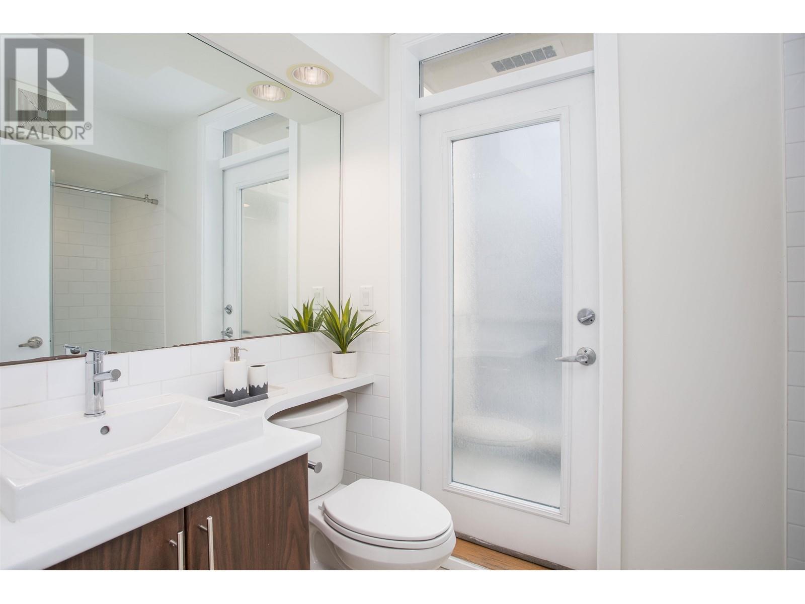 1237 Richards Street, Vancouver, British Columbia  V6B 3G3 - Photo 20 - R2991757