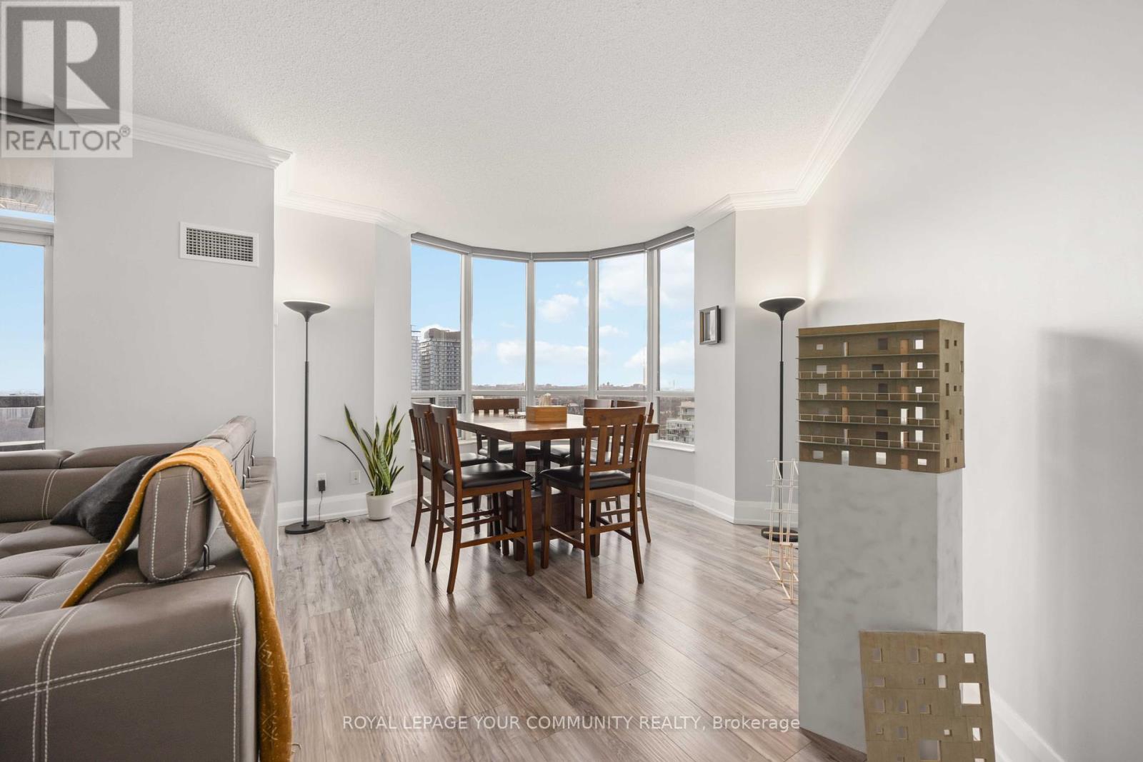 2213 - 5 Northtown Way, Toronto, Ontario  M2N 7A1 - Photo 12 - C12127720