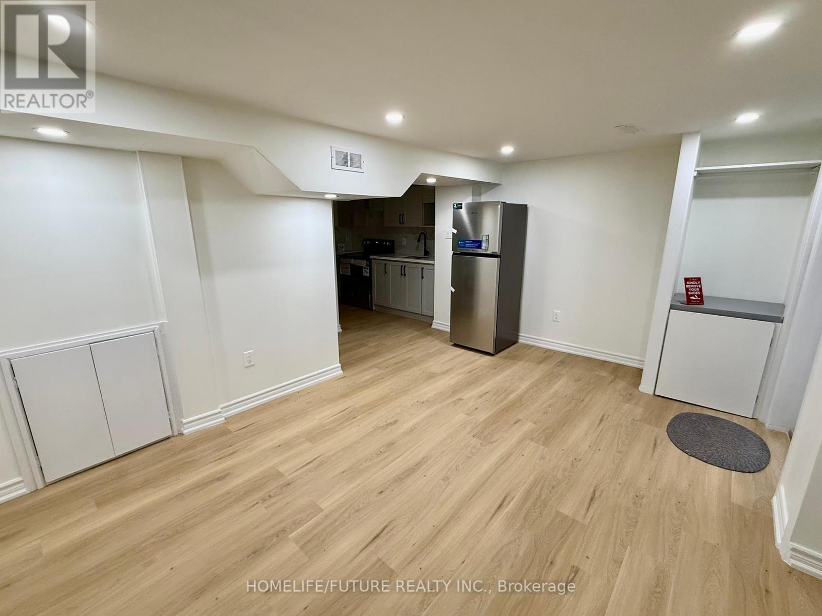Bsmt - 86 Robinson Crescent, Whitby, Ontario  L1N 6W5 - Photo 6 - E12087779