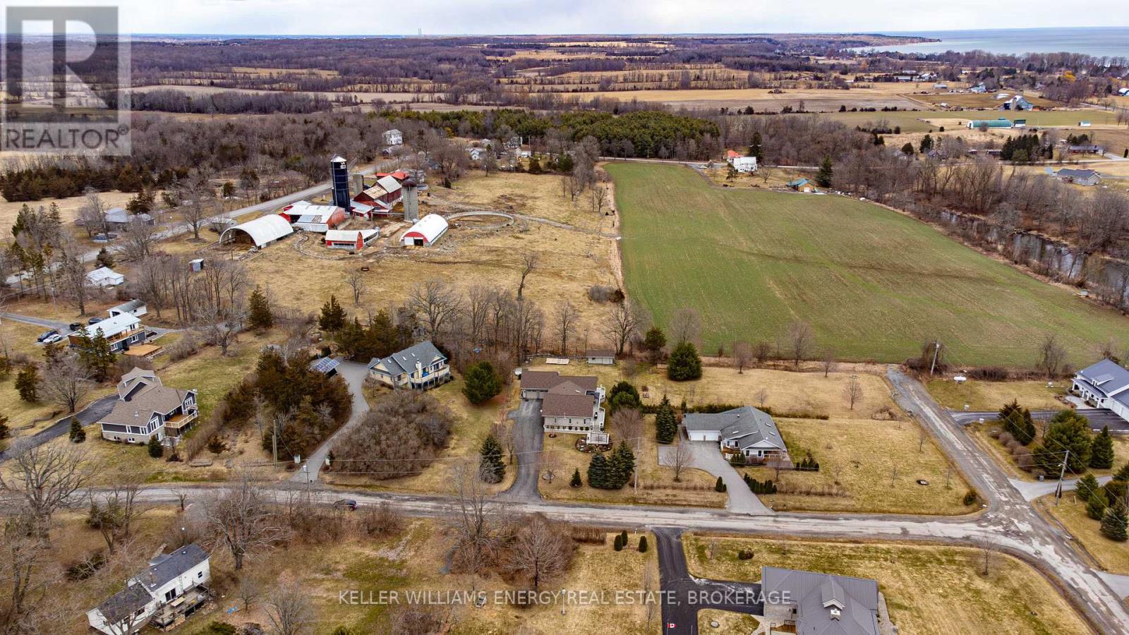 43 Smiths Bay Avenue, Prince Edward County, Ontario  K0K 2T0 - Photo 50 - X12047652