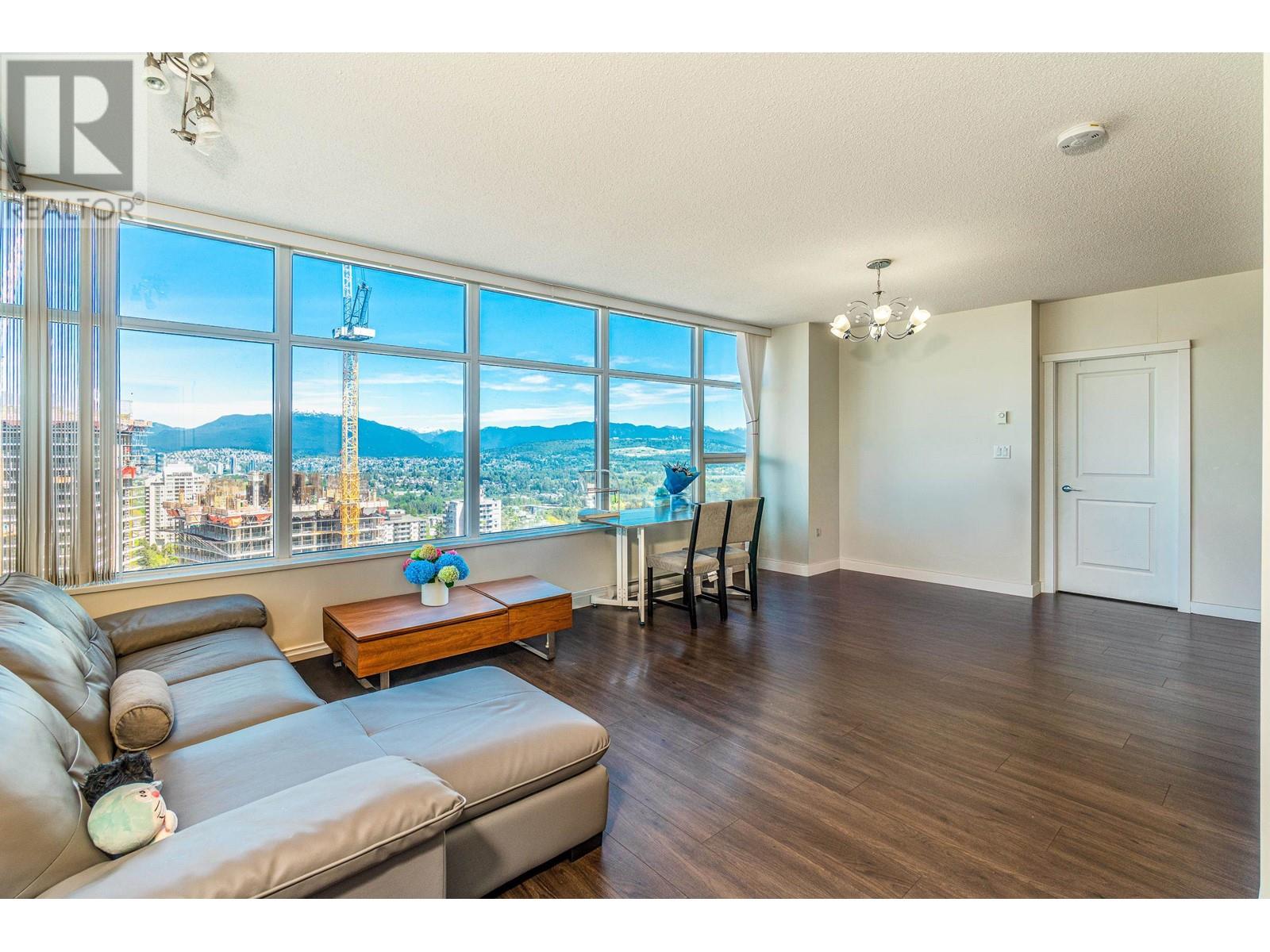 2802 4880 Bennett Street, Burnaby, British Columbia  V5H 0C1 - Photo 2 - R2998475