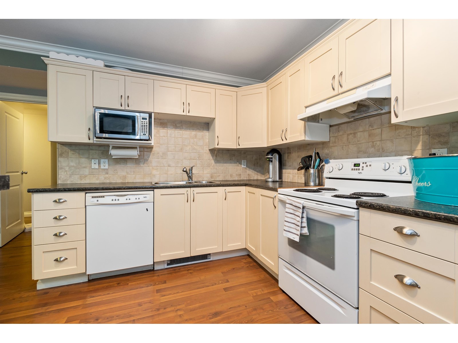 35785 Marshall Road, Abbotsford, British Columbia  V3G 3A4 - Photo 32 - R2999110