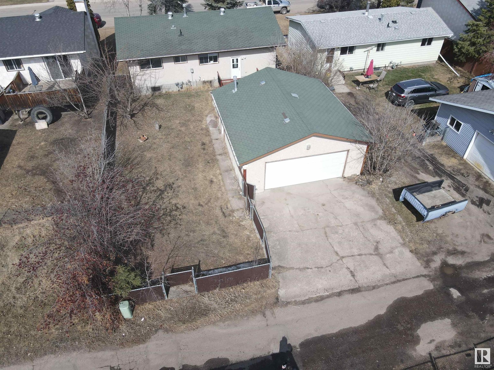 Property at 4310 45 AV image 3