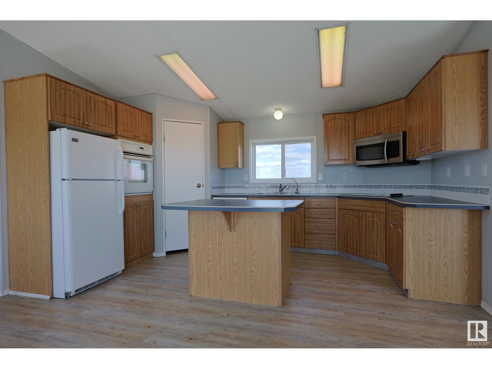 56109 Rr 251, Rural Sturgeon County, Alberta  T8R 0P1 - Photo 12 - E4434817