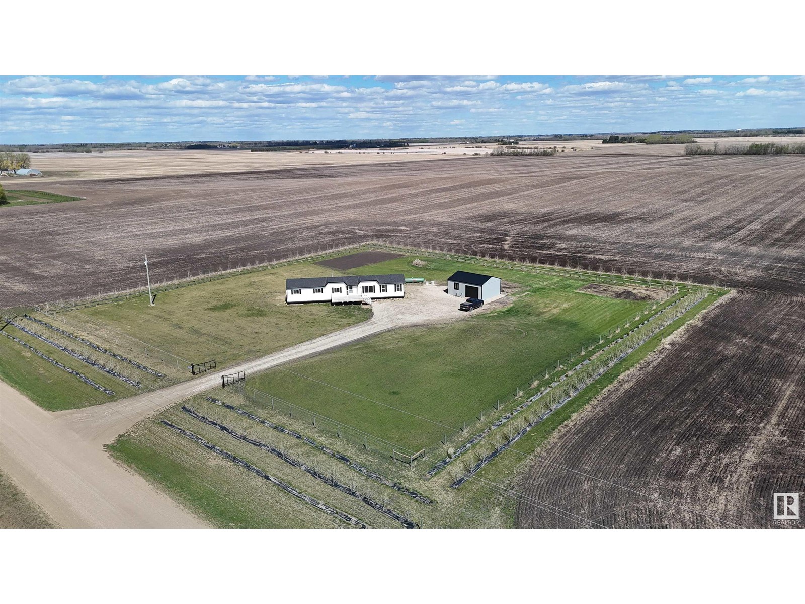 56109 Rr 251, Rural Sturgeon County, Alberta  T8R 0P1 - Photo 35 - E4434817