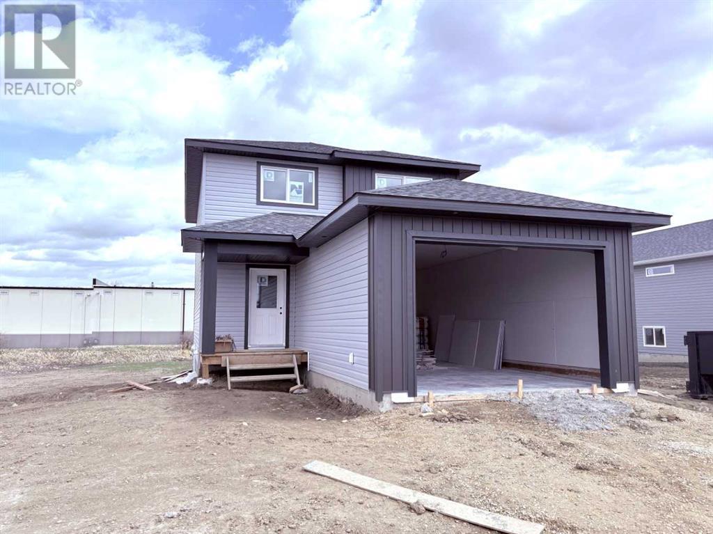 Property at 125 Hampton Crescent image 1