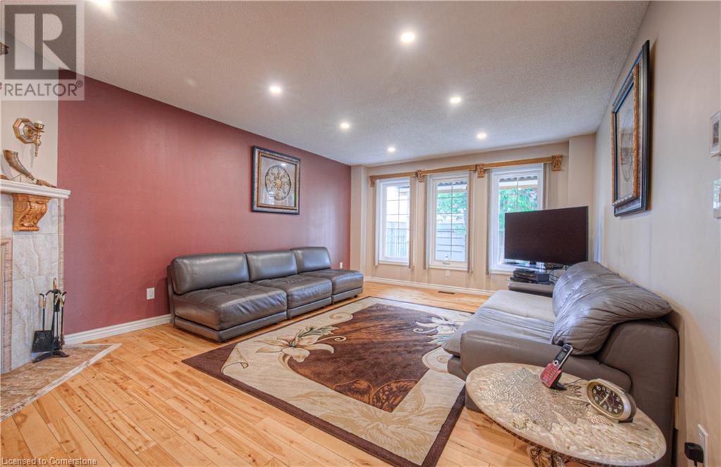 342 Saginaw Parkway, Cambridge, Ontario  N1T 1R8 - Photo 19 - 40725394