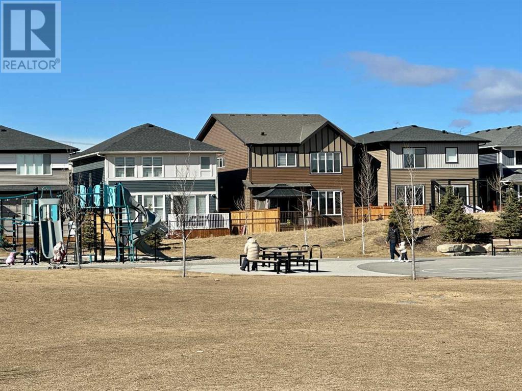 Property at 153 Carringsby Way NW image 1