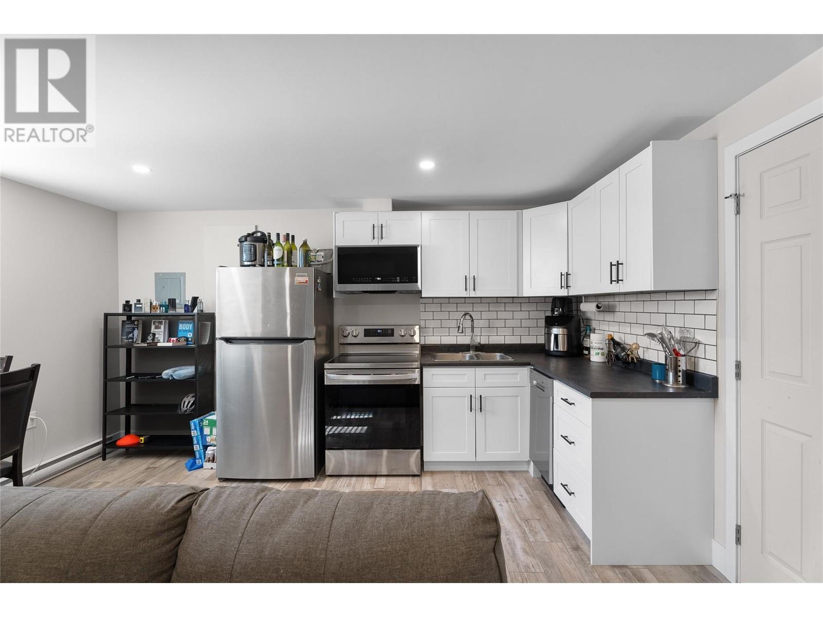 2274 Macintyre Place, Kamloops, British Columbia  V1S 1H7 - Photo 31 - 10346577