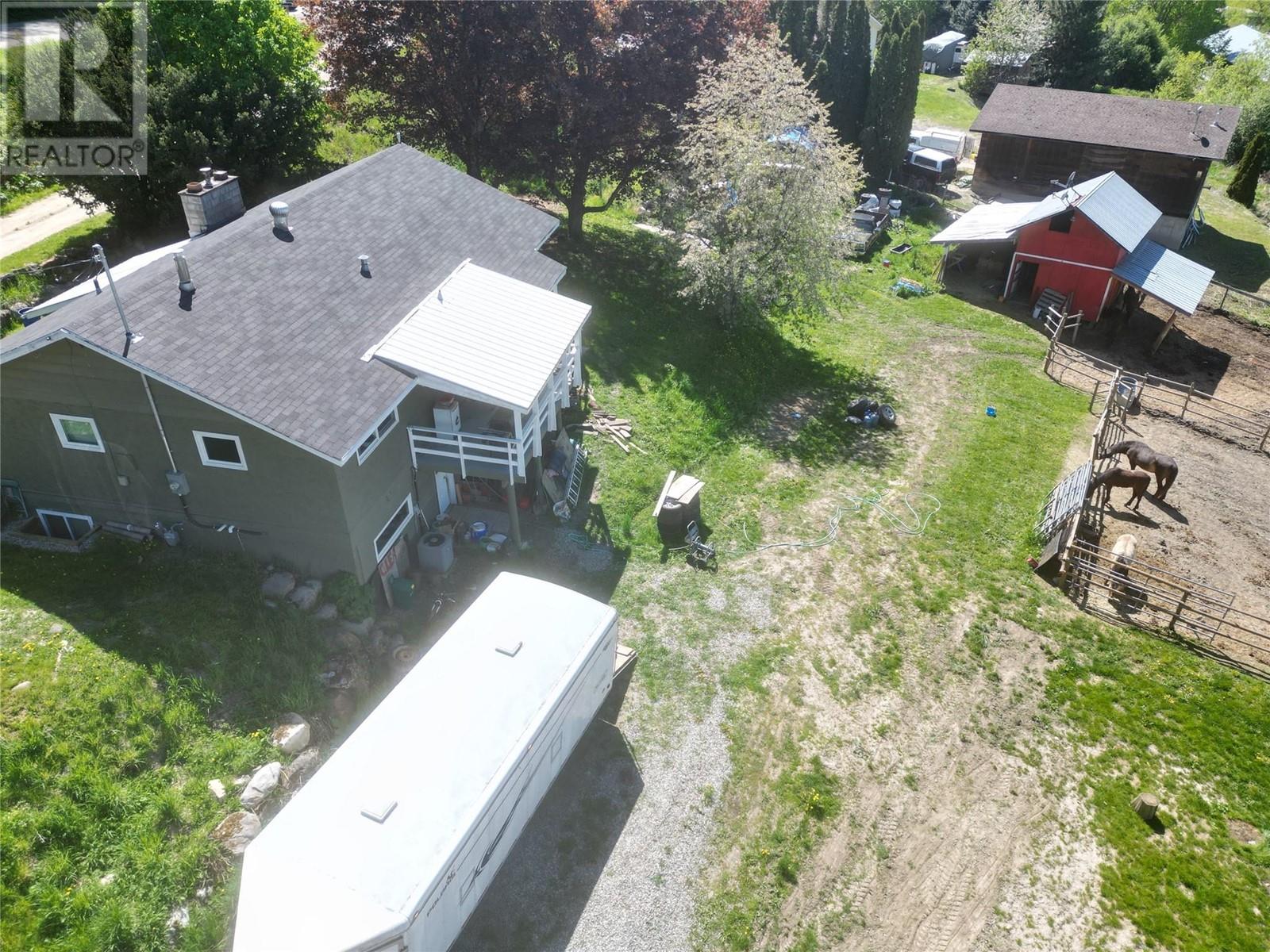 2651 Foothill Road Sw, Salmon Arm, British Columbia  V1E 1L7 - Photo 9 - 10346417