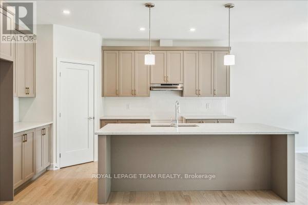 1261 Potter Drive, Brockville, Ontario  K6V 0G8 - Photo 6 - X12108702