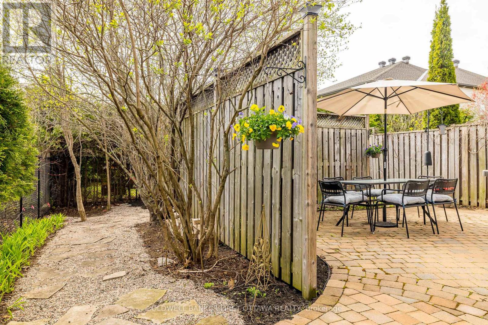 109 Mojave Crescent, Ottawa, Ontario  K2S 0B6 - Photo 34 - X12128932