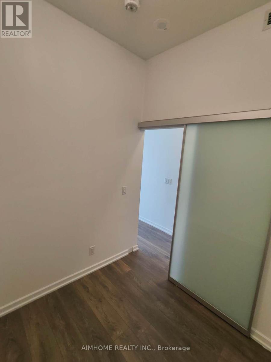 3011 - 32 Forest Manor Road, Toronto (Henry Farm), Ontario  M2J 0H2 - Photo 8 - C12128895