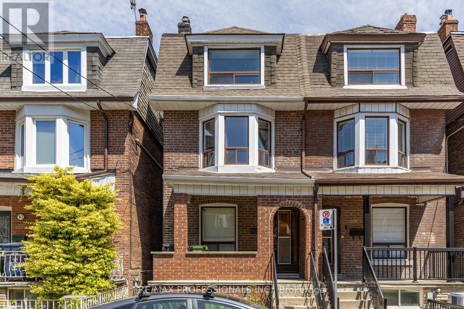 8 Parr Street, Toronto, Ontario  M6J 3E3 - Photo 1 - C12128911