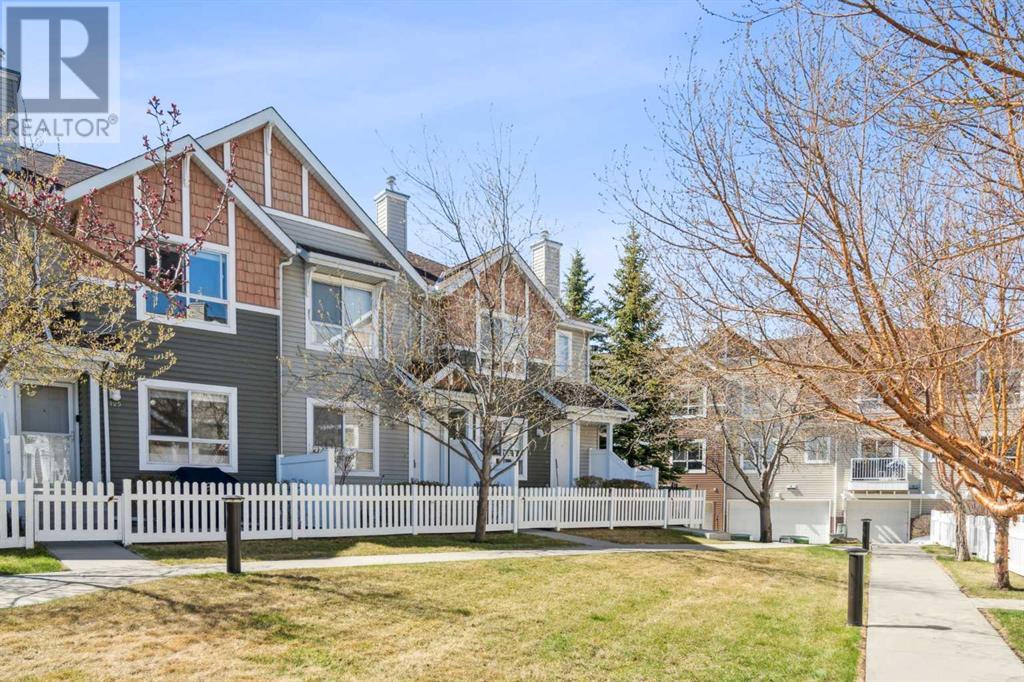 Property at 126 Tuscany Court NW image 2