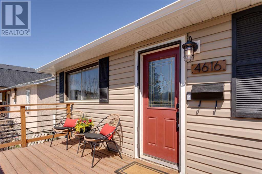 Property at 4616 22 Avenue NW image 4