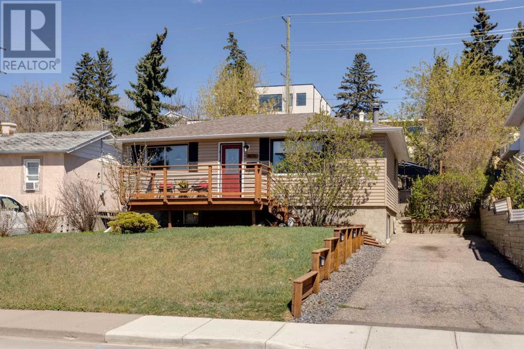 Property at 4616 22 Avenue NW image 2