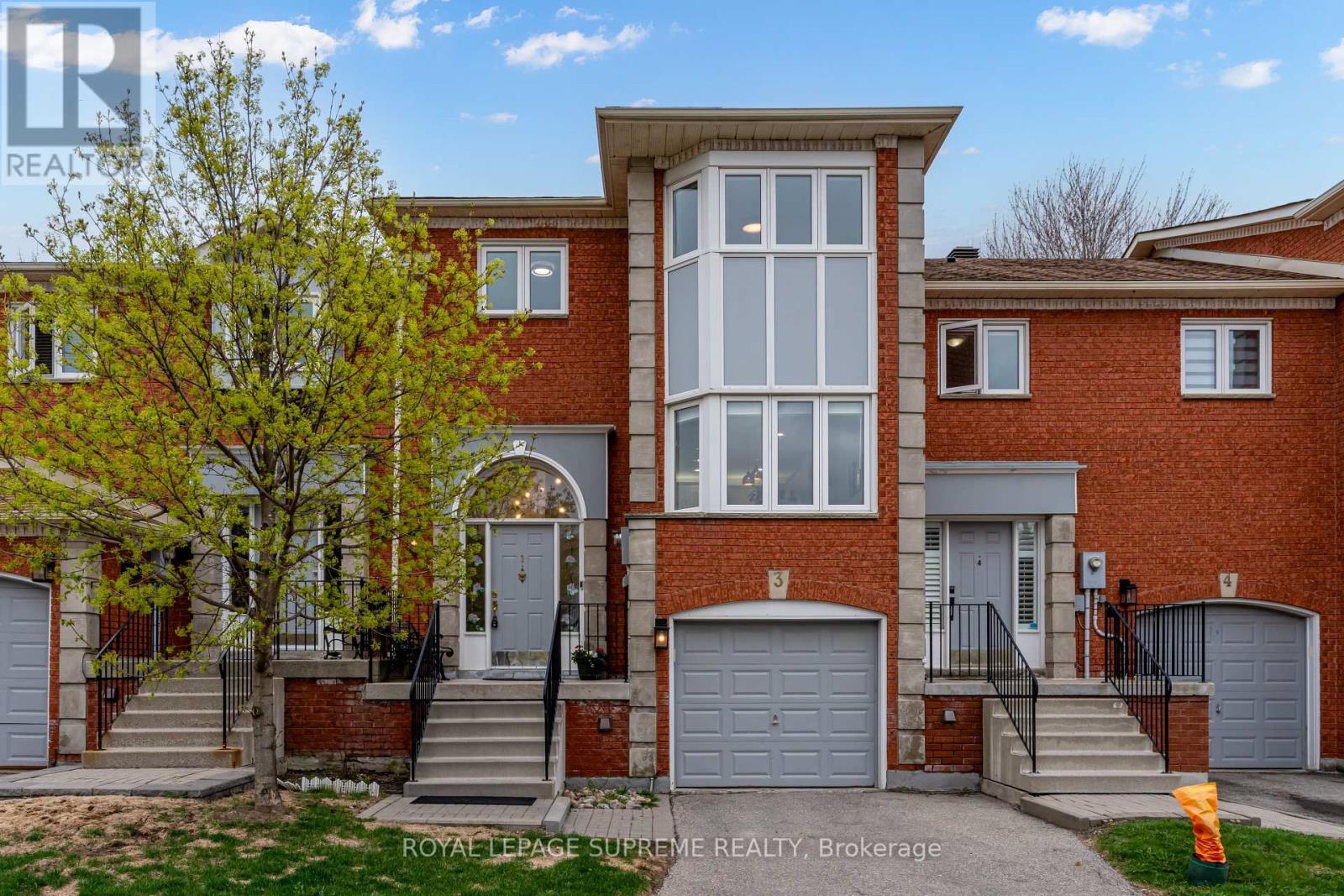 3 - 80 Mccallum Drive, Richmond Hill, Ontario  L4C 9X5 - Photo 1 - N12128864