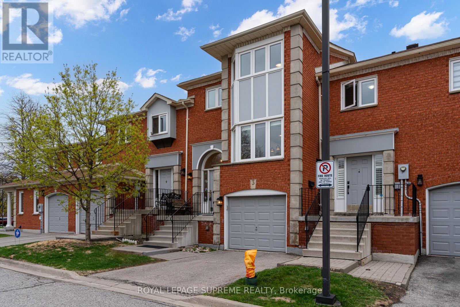 3 - 80 Mccallum Drive, Richmond Hill, Ontario  L4C 9X5 - Photo 2 - N12128864