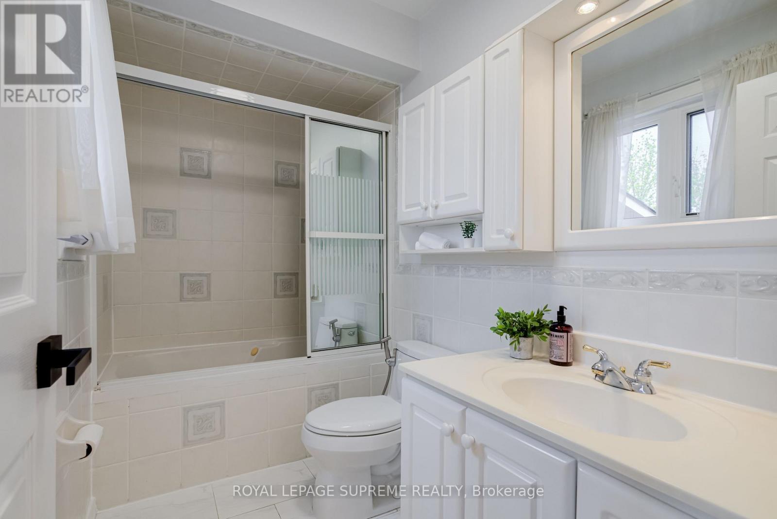 3 - 80 Mccallum Drive, Richmond Hill, Ontario  L4C 9X5 - Photo 29 - N12128864