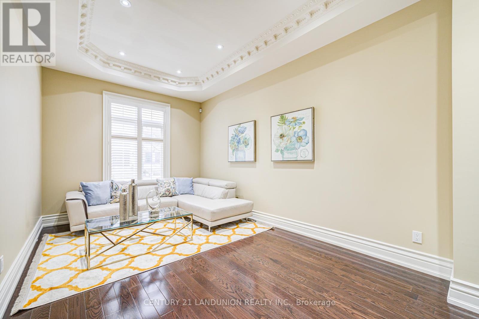 26 Alai Circle, Markham, Ontario  L3R 1E2 - Photo 8 - N12128890