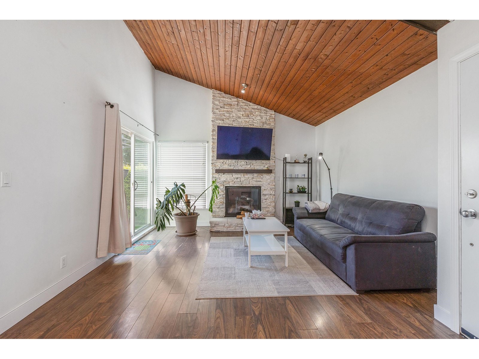 6056 W Greenside Drive, Surrey, British Columbia  V3S 5M8 - Photo 6 - R2998394