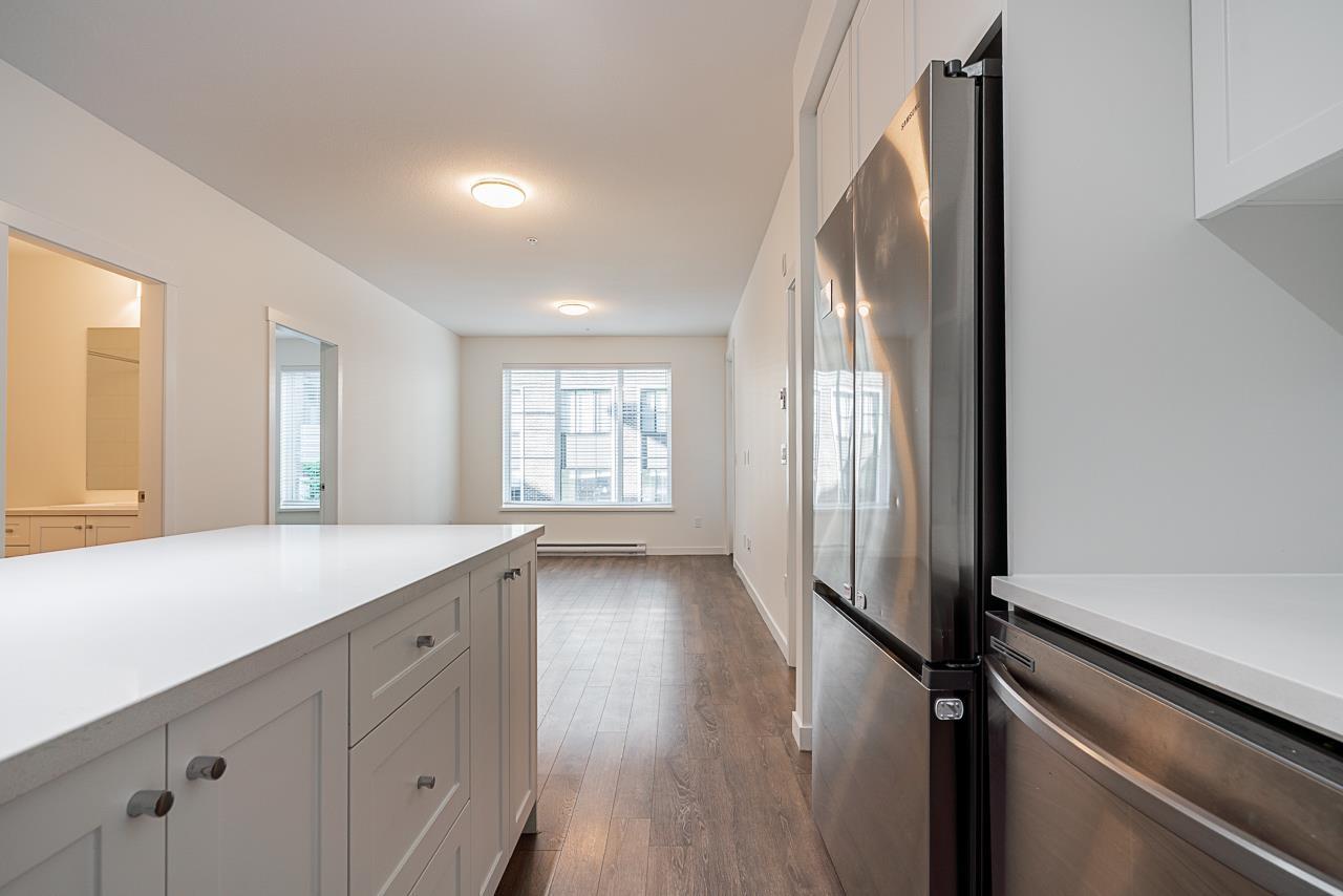 210 15825 85 Avenue, Surrey, British Columbia  V4N 6W9 - Photo 5 - R2999166