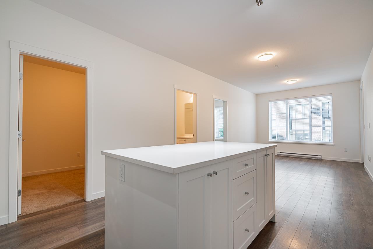 210 15825 85 Avenue, Surrey, British Columbia  V4N 6W9 - Photo 6 - R2999166