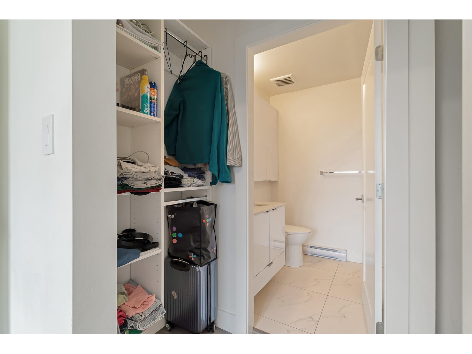 B406 8447 202 Street, Langley, British Columbia  V2Y 4K2 - Photo 14 - R2999327