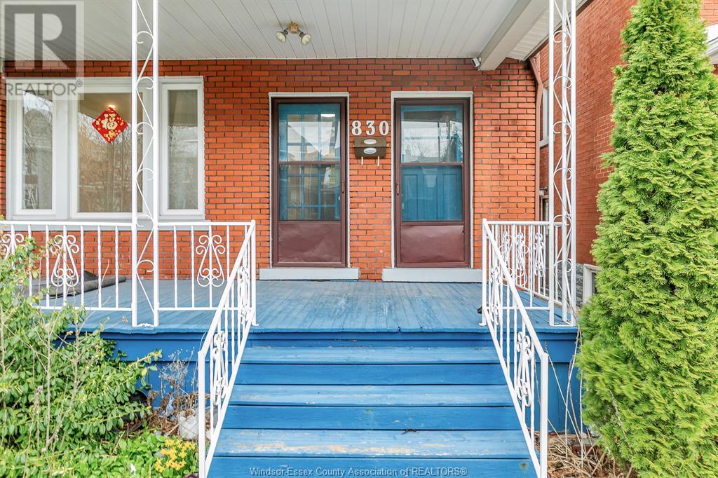 Property at 830 BRUCE image 4