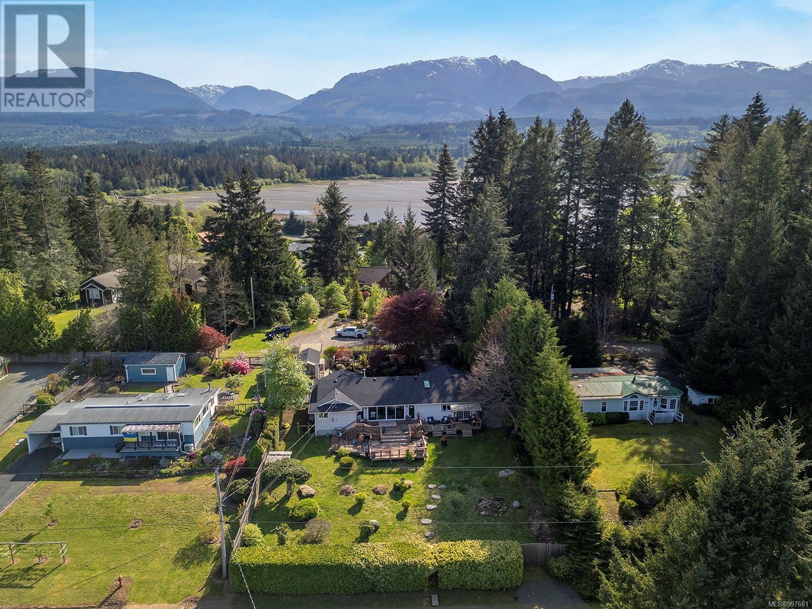 7616 Wente Way, Fanny Bay, British Columbia  V0R 1W0 - Photo 51 - 997661