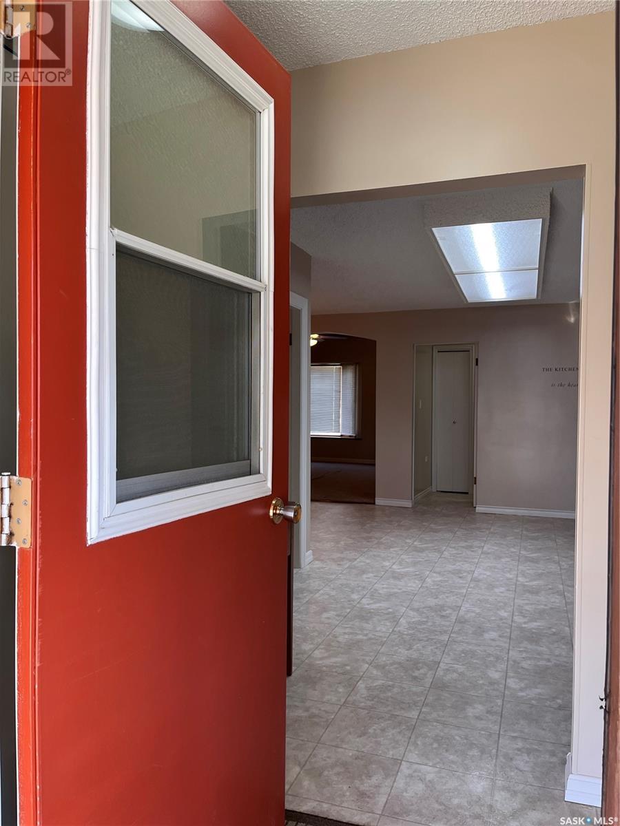 207 Railway Avenue, White Fox, Saskatchewan  S0J 3B0 - Photo 18 - SK004709