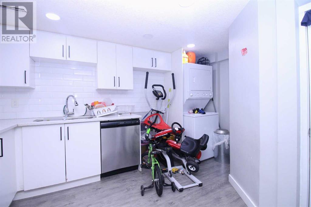 11 Falshire Drive Ne, Calgary, Alberta  T3J 1P7 - Photo 11 - A2213178