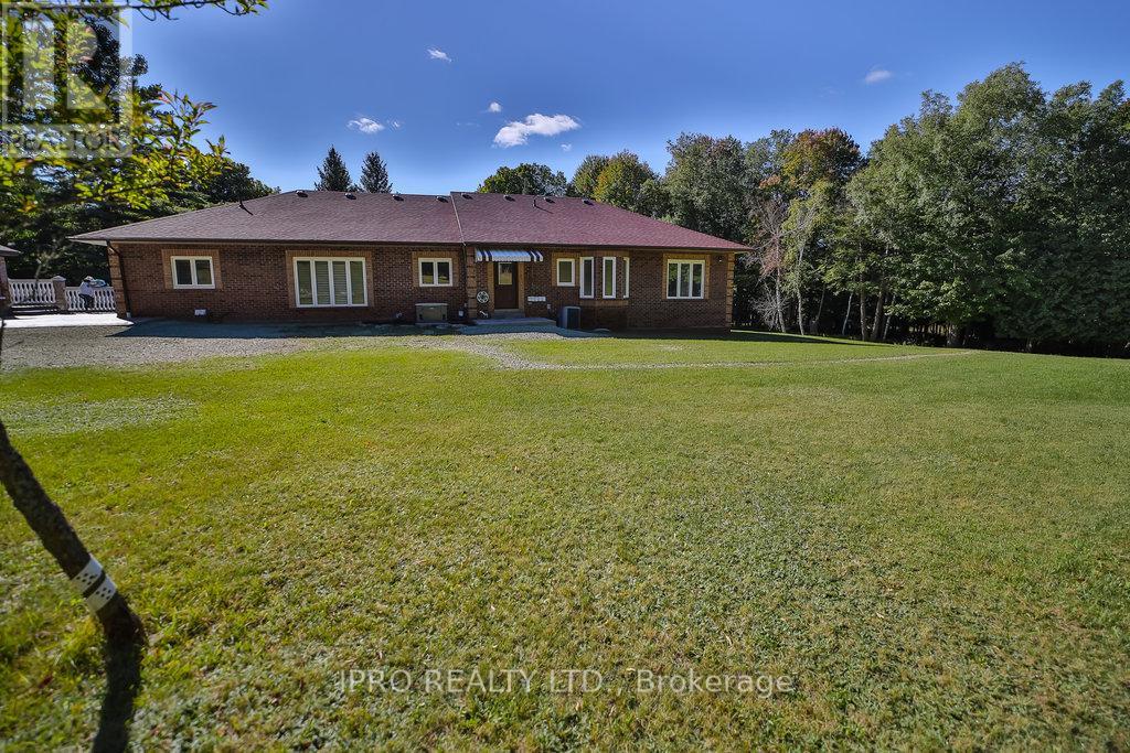 8339 Finnerty Side Road, Caledon, Ontario  L0N 1E0 - Photo 30 - W12128870