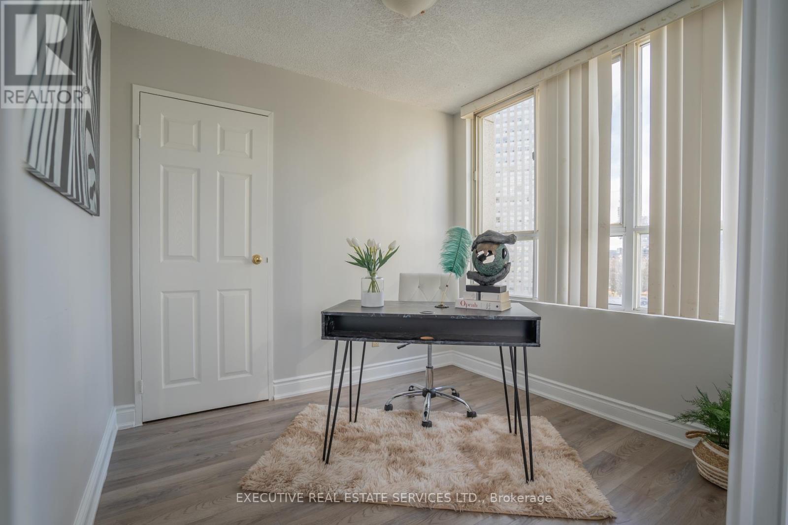 508 - 3700 Kaneff Crescent, Mississauga, Ontario  L5A 4B8 - Photo 16 - W12128955