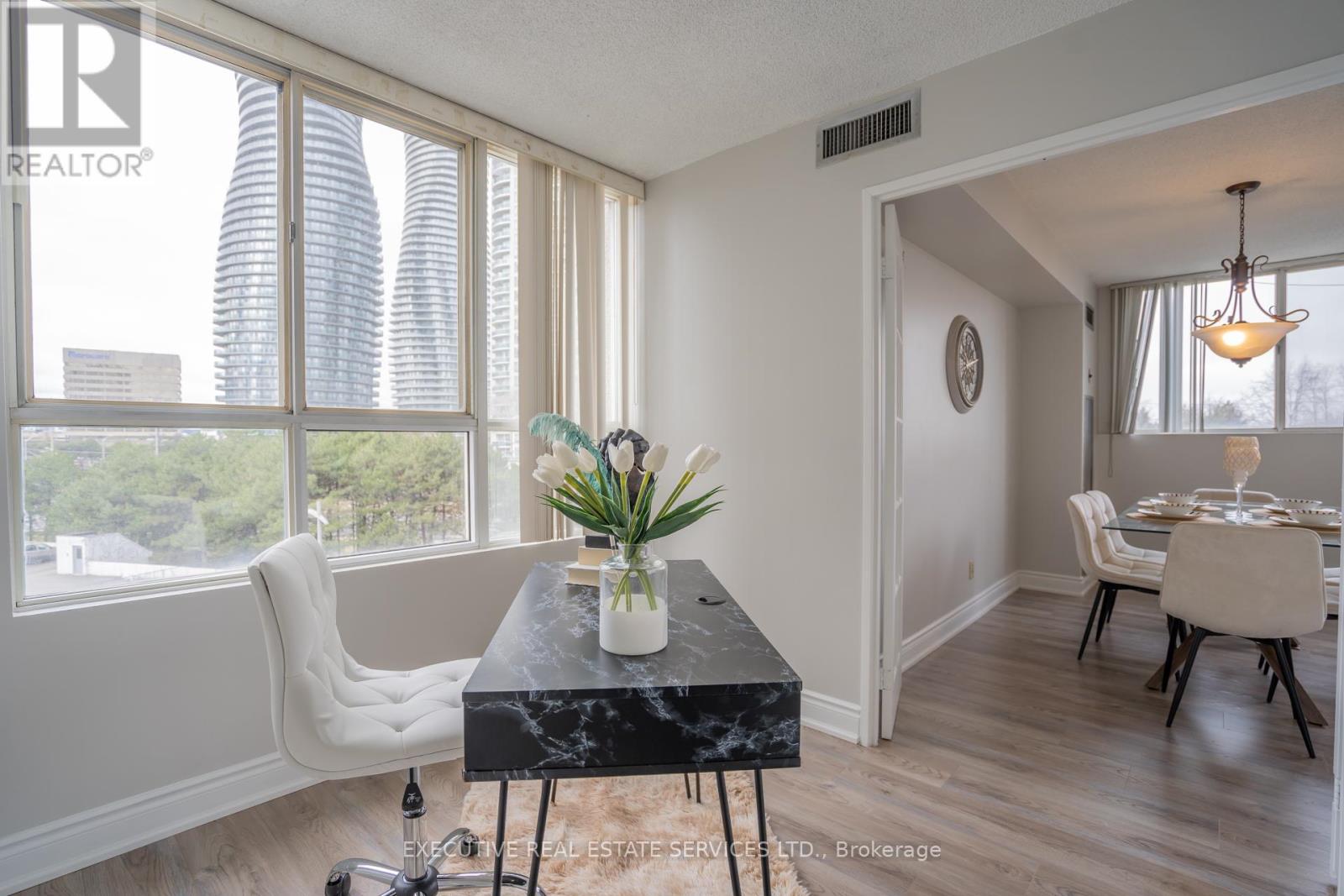 508 - 3700 Kaneff Crescent, Mississauga, Ontario  L5A 4B8 - Photo 17 - W12128955