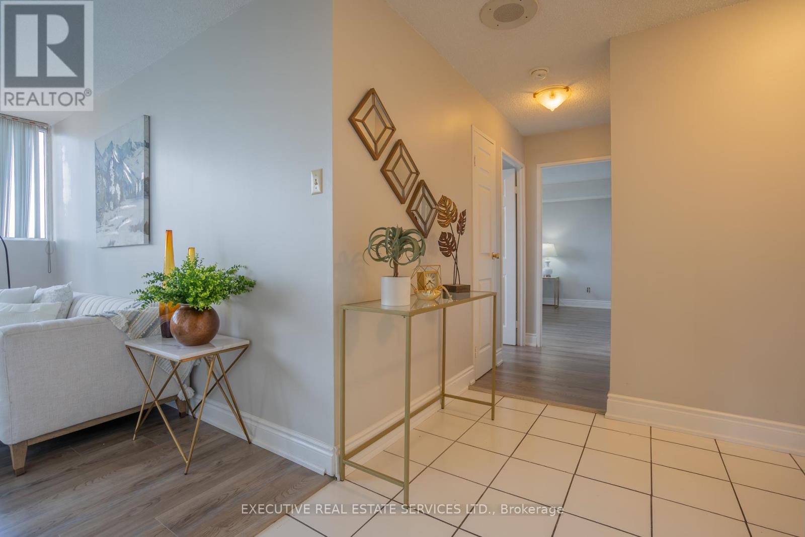 508 - 3700 Kaneff Crescent, Mississauga, Ontario  L5A 4B8 - Photo 23 - W12128955