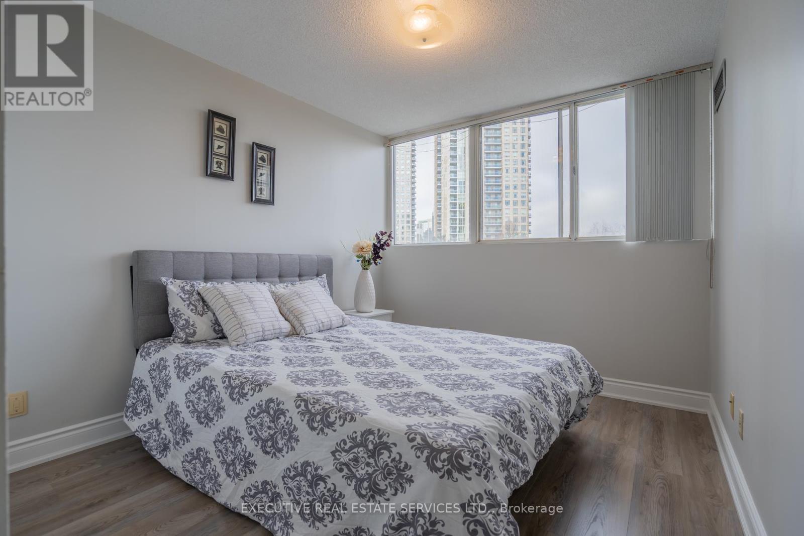 508 - 3700 Kaneff Crescent, Mississauga (Mississauga Valleys), Ontario  L5A 4B8 - Photo 25 - W12128955