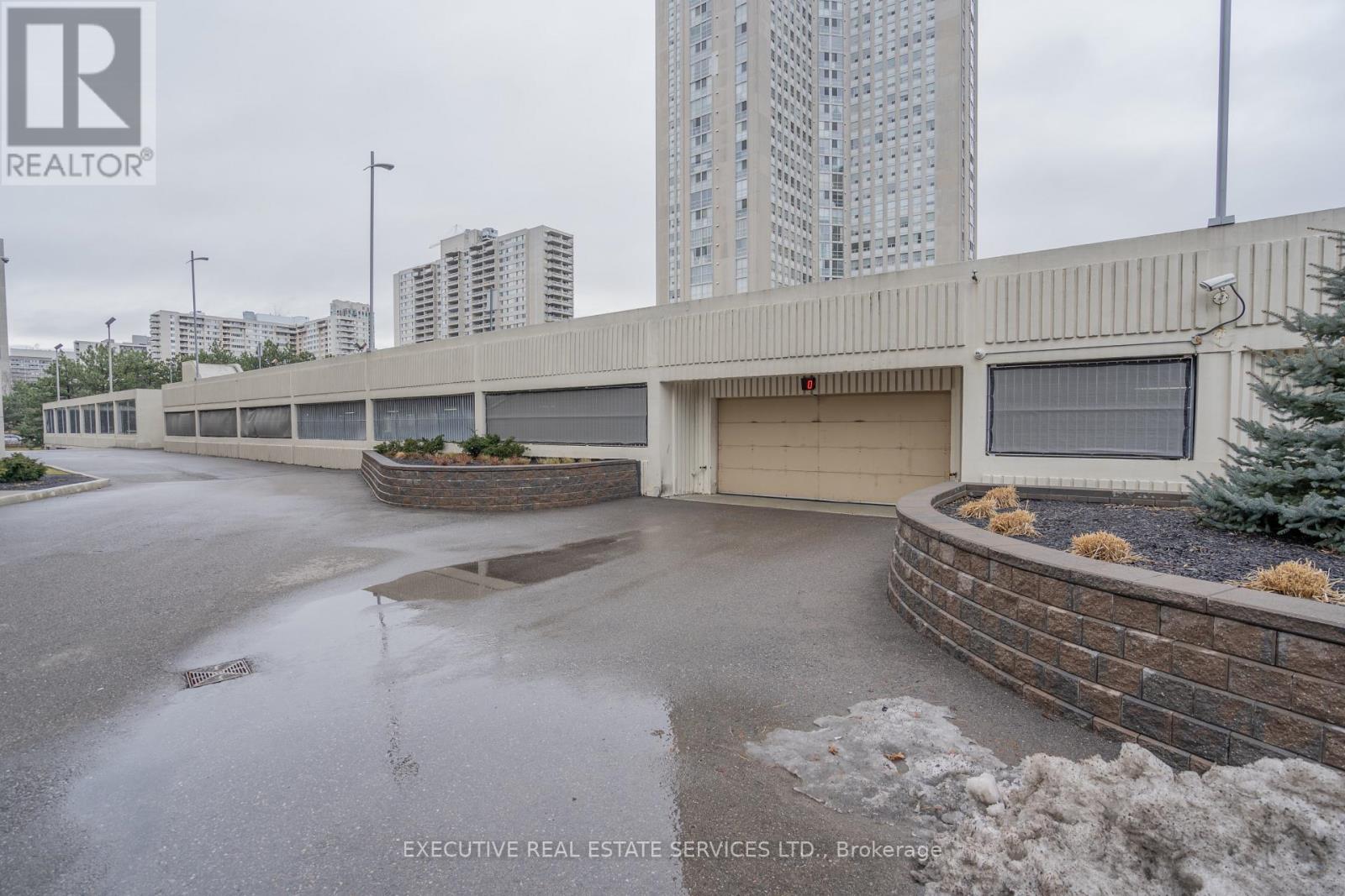 508 - 3700 Kaneff Crescent, Mississauga, Ontario  L5A 4B8 - Photo 36 - W12128955