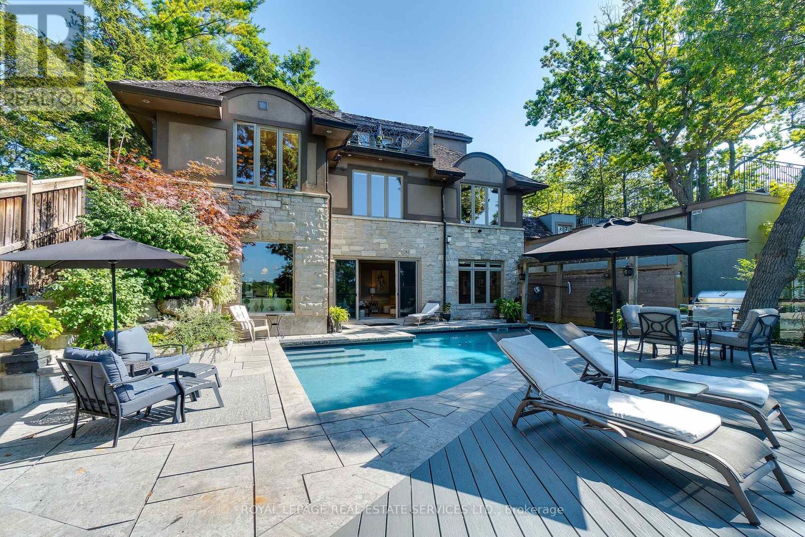 Property at 43 RIVERSIDE CRESCENT image 1