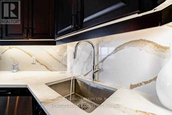 602 - 560 North Service Road, Grimsby, Ontario  L3M 0G3 - Photo 10 - X12128963