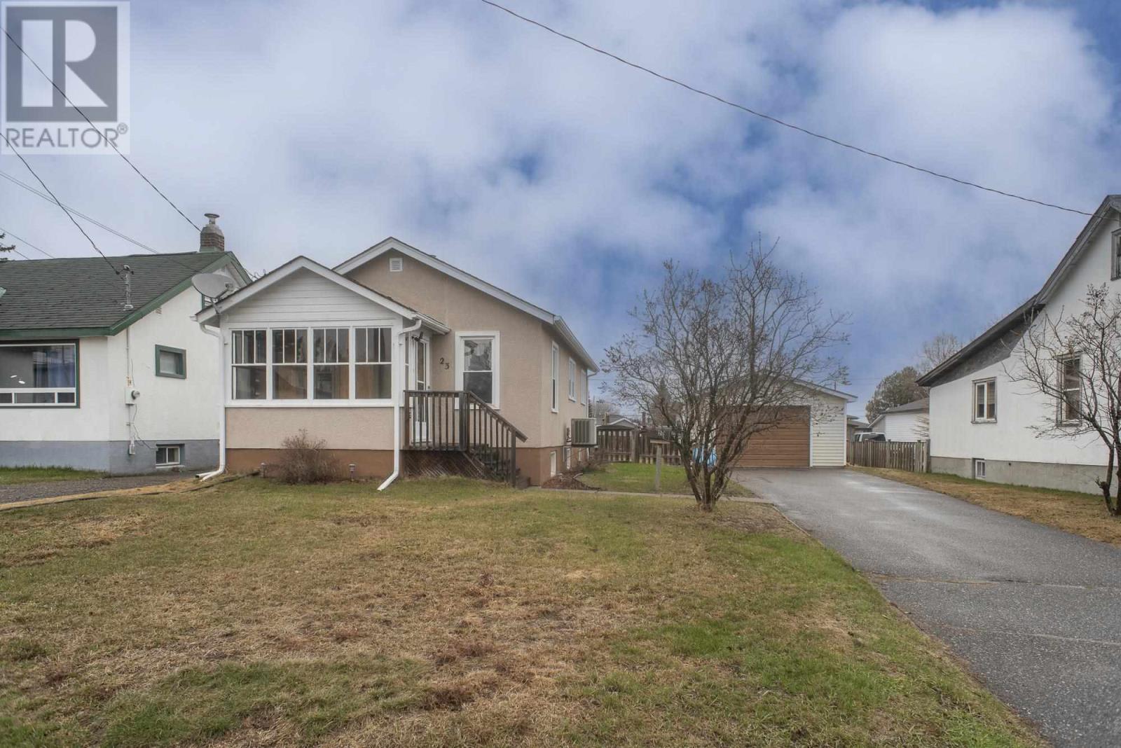 23 Dalton AVE, Thunder Bay, Ontario