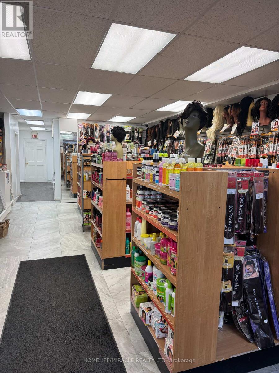 Property at 2406 EGLINTON AVENUE E image 5