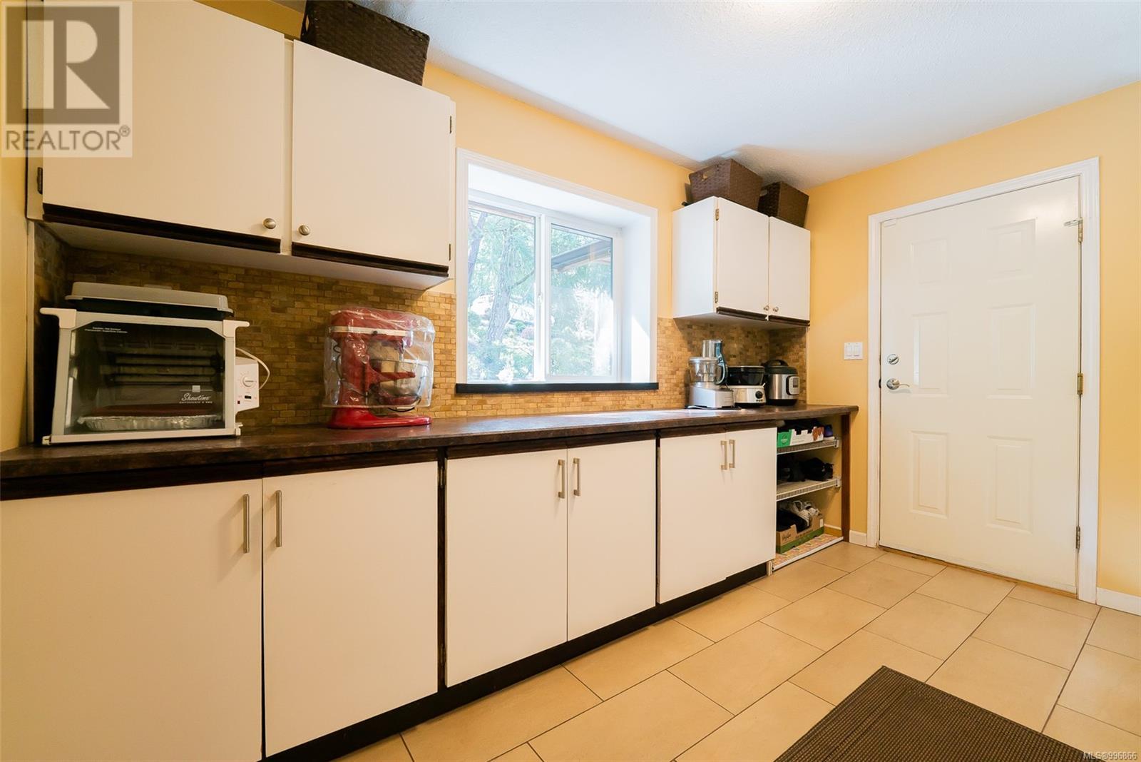 8170 Southwind Dr, Lantzville, British Columbia  V0R 2H0 - Photo 58 - 996866