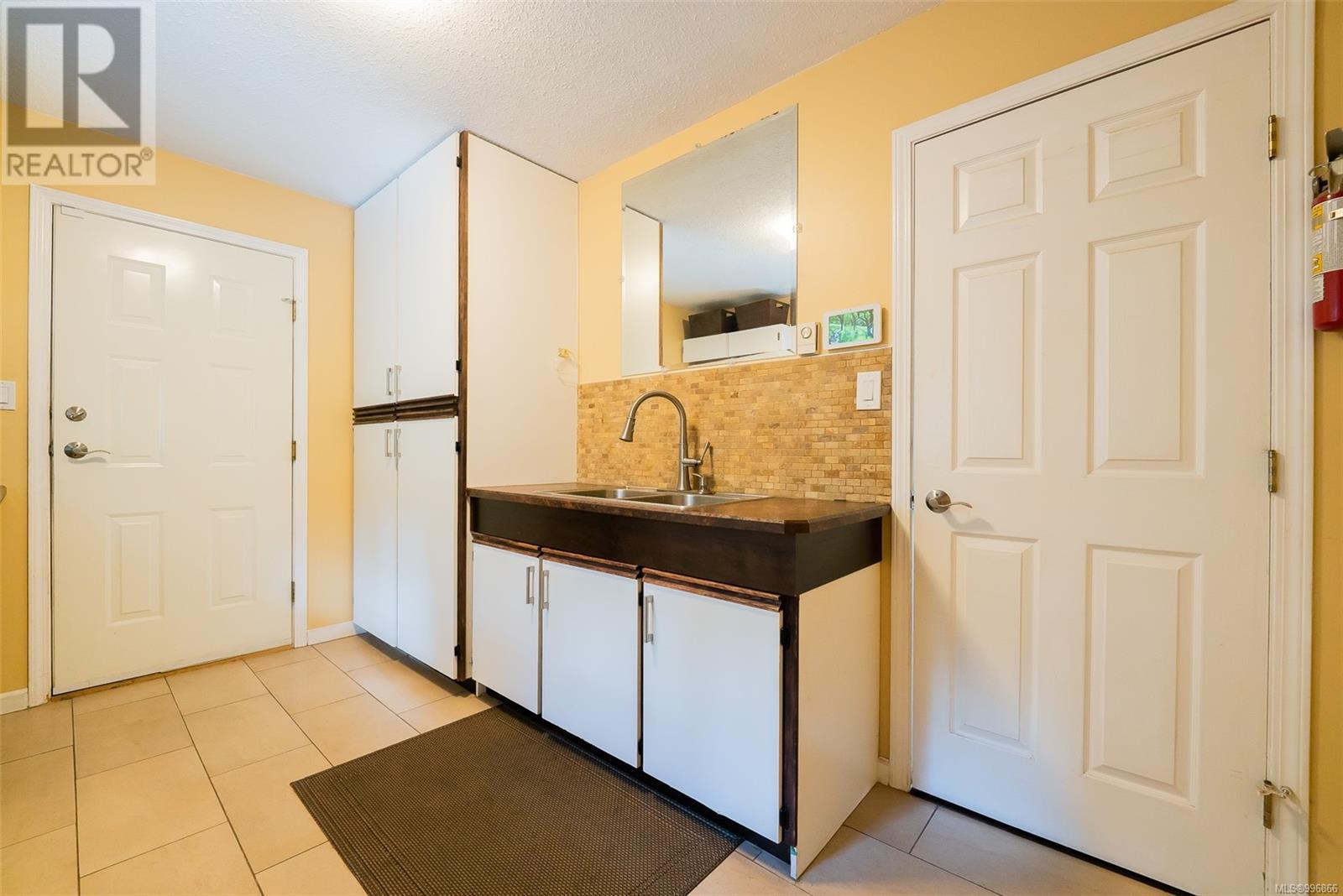 8170 Southwind Dr, Lantzville, British Columbia  V0R 2H0 - Photo 59 - 996866