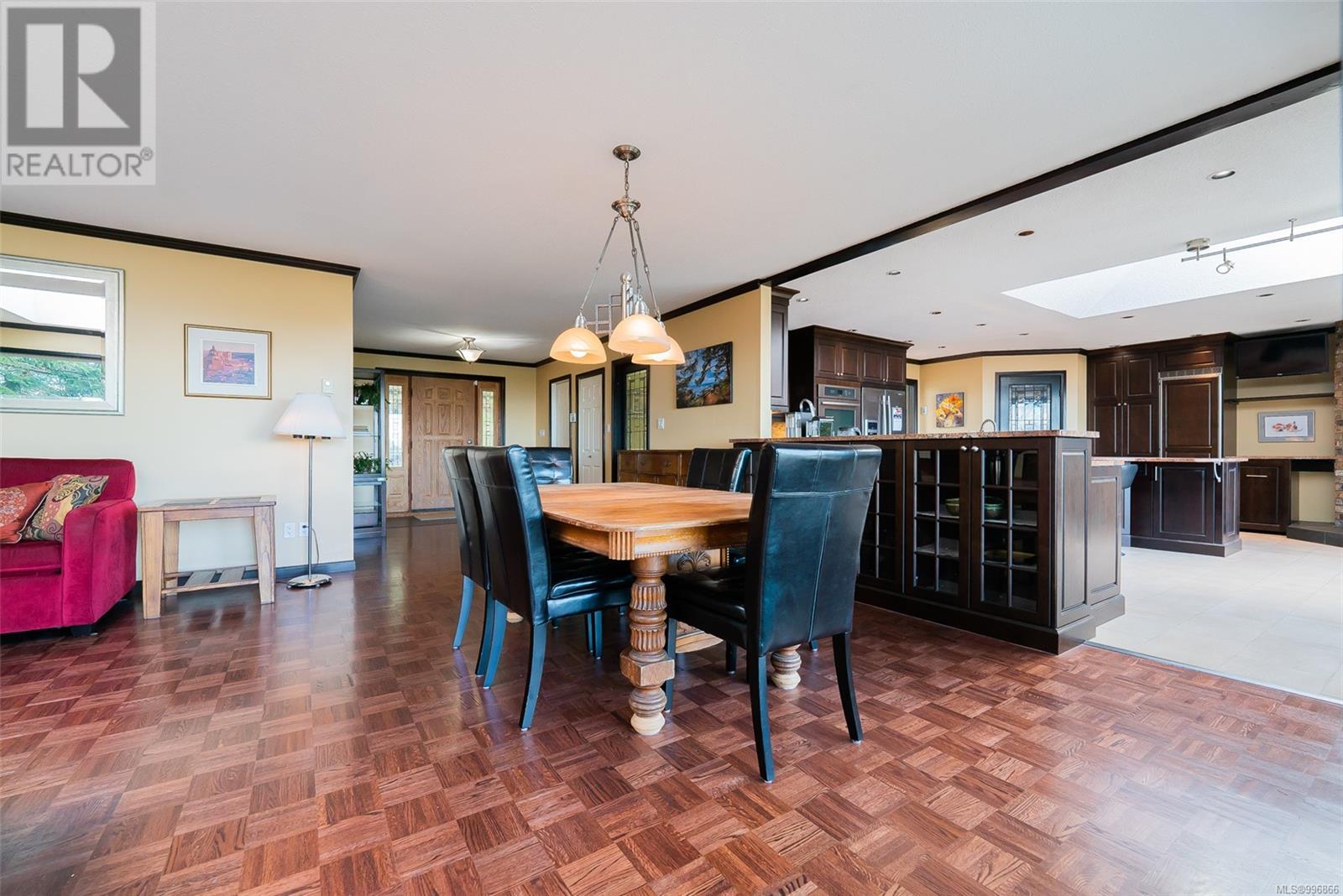 8170 Southwind Dr, Lantzville, British Columbia  V0R 2H0 - Photo 8 - 996866