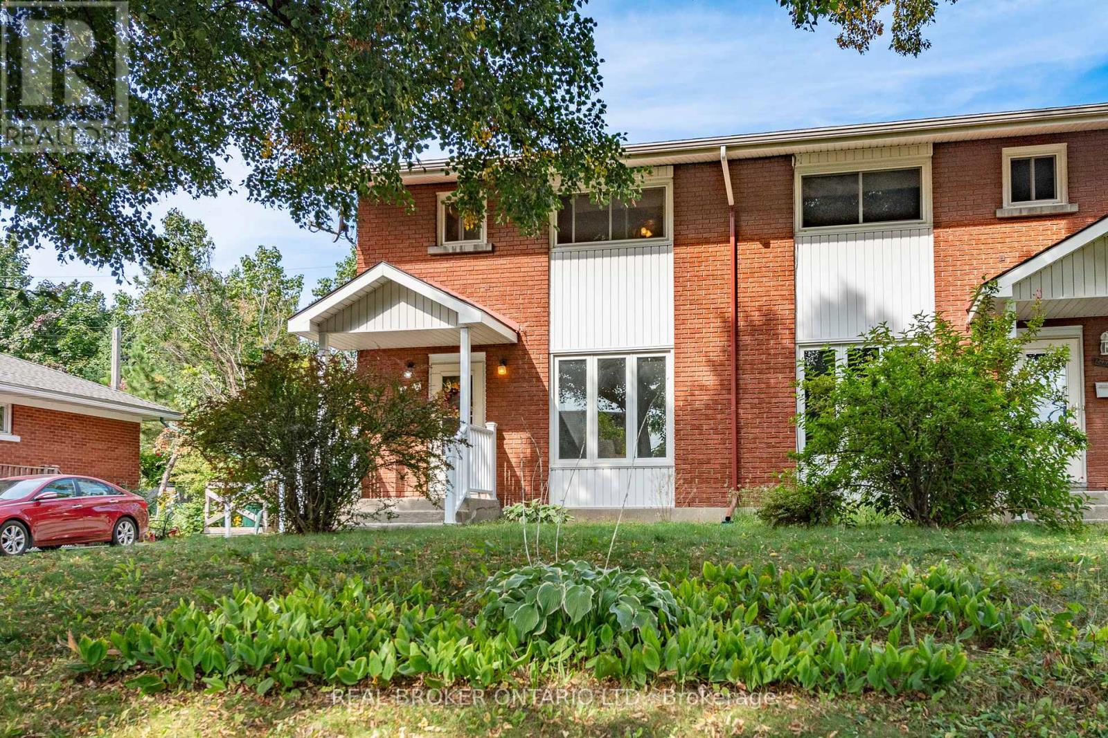 2707 Moncton Road, Ottawa, Ontario  K2B 7V9 - Photo 3 - X12129002